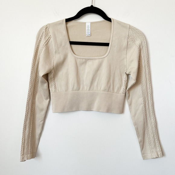 OFFLINE Aerie Seamless Cable Square Neck T-Shirt Stretch Womens Medium Soft Oat - Picture 4 of 13